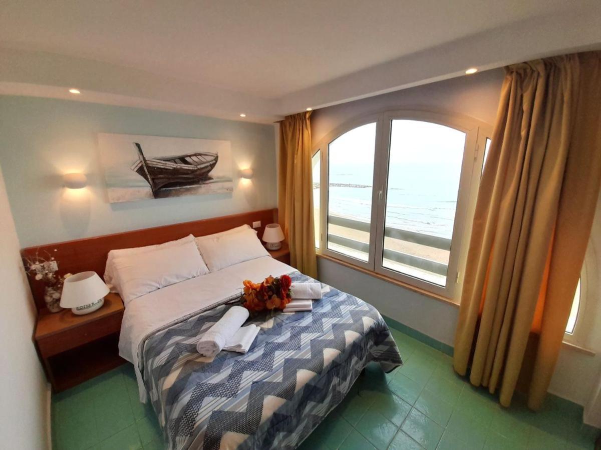 Casa Vacanze Elianto Anzio Luaran gambar