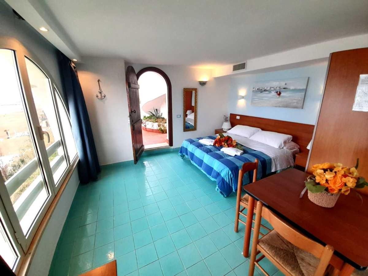 Casa Vacanze Elianto Aparthotel Anzio Luaran gambar