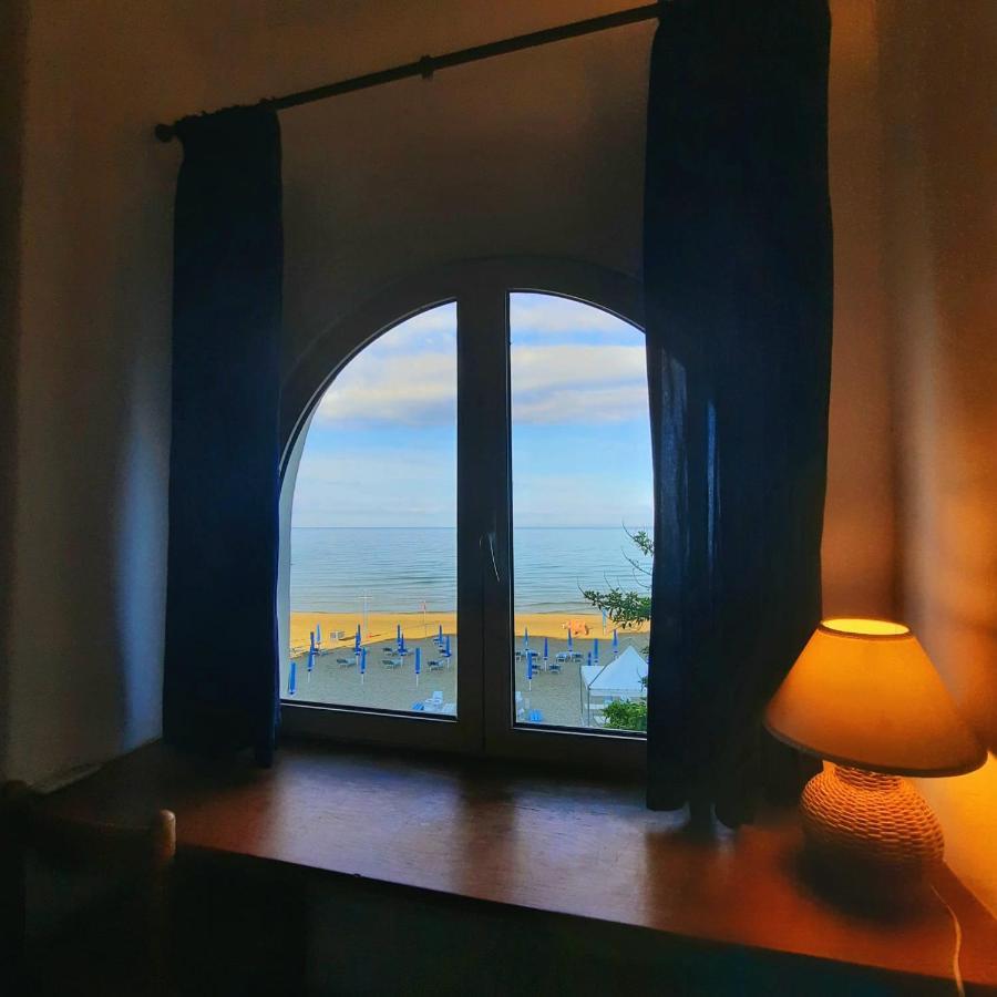 Casa Vacanze Elianto Anzio Luaran gambar