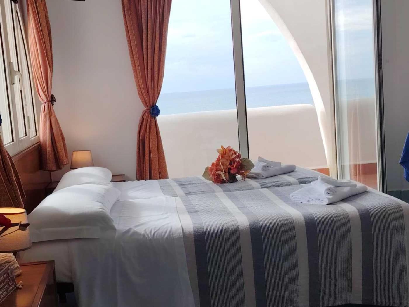 Casa Vacanze Elianto Anzio Luaran gambar